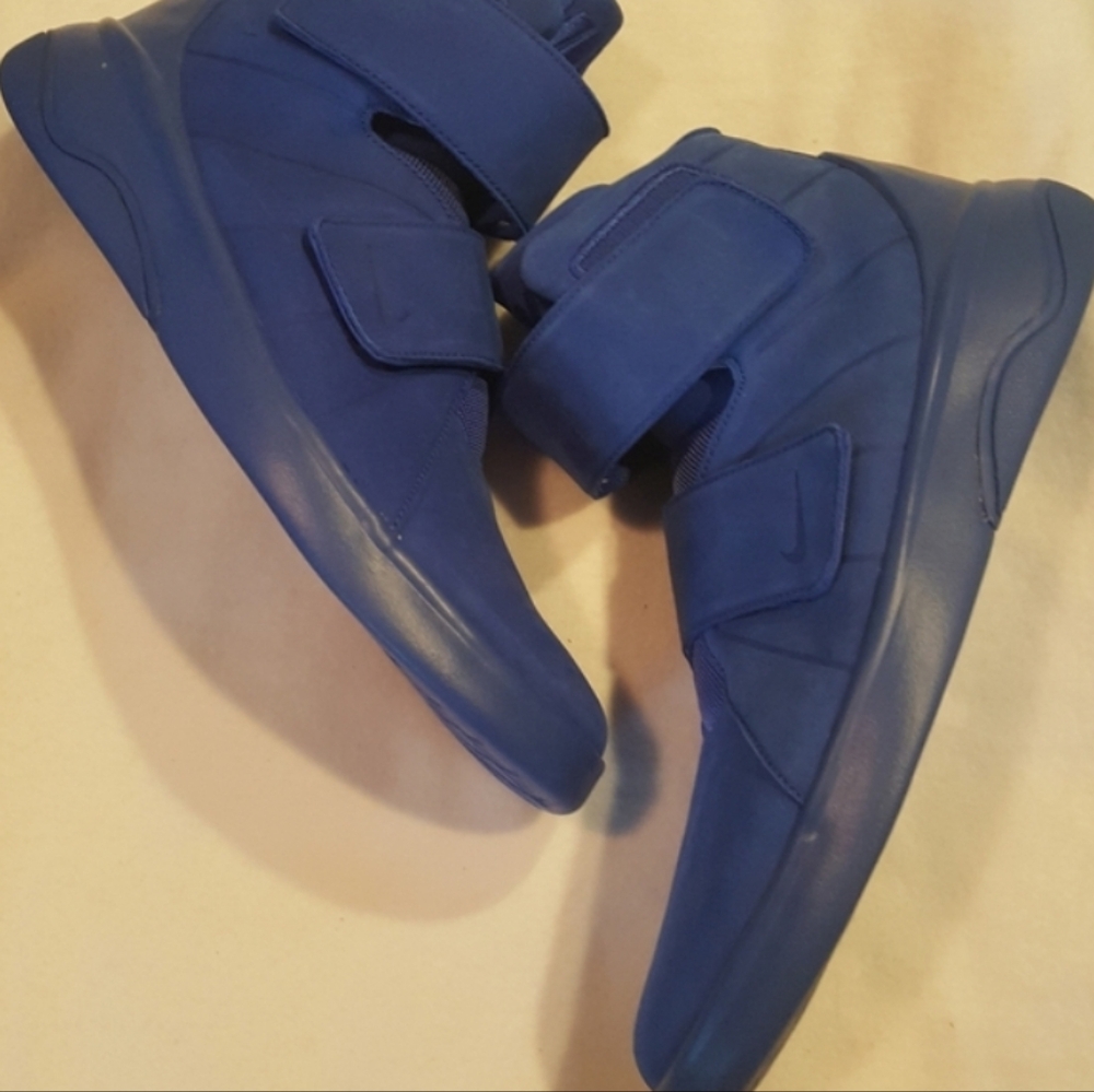 NWOT Mens Nike Marxman Blue Sneakers Shoes Sz 11